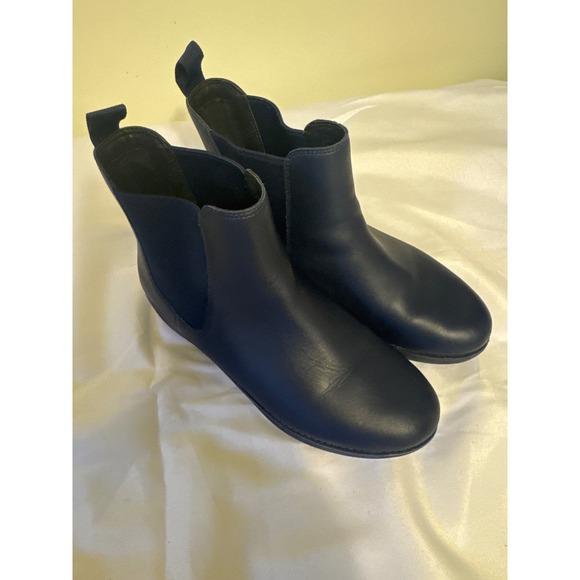Fitflop Chelsea Ankle Boots Women's Size 7 Navy waterproof Leather Pull On - Picture 1 of 6